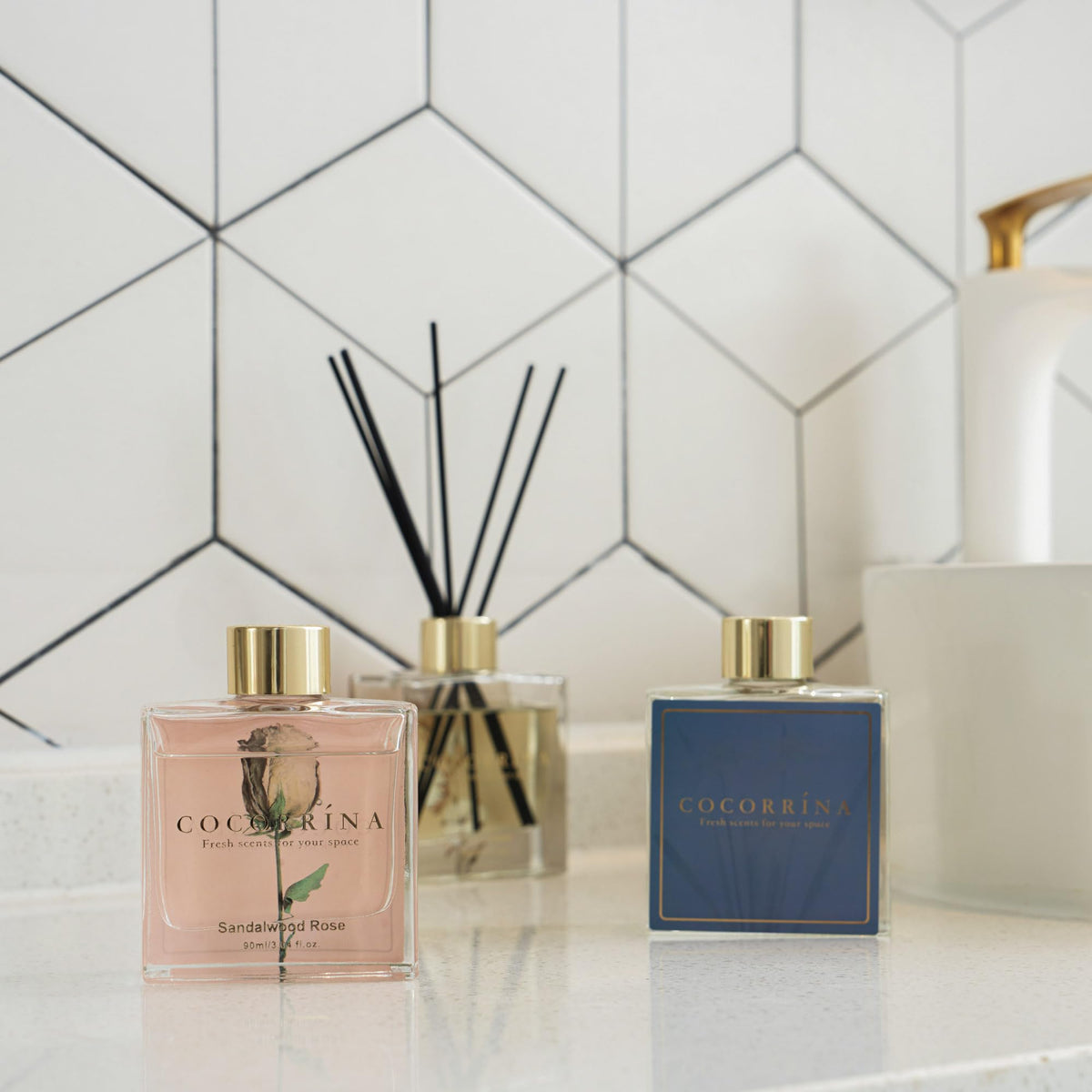 COCORRÍNA Reed Diffuser Set of 3-3 Pack/ 3.04 Fl.oz Diffuser with 24 Sticks Cashmere Vanilla/Sandalwood Rose/Clean Linen Reed Diffuser for Home Bathroom Office Decor