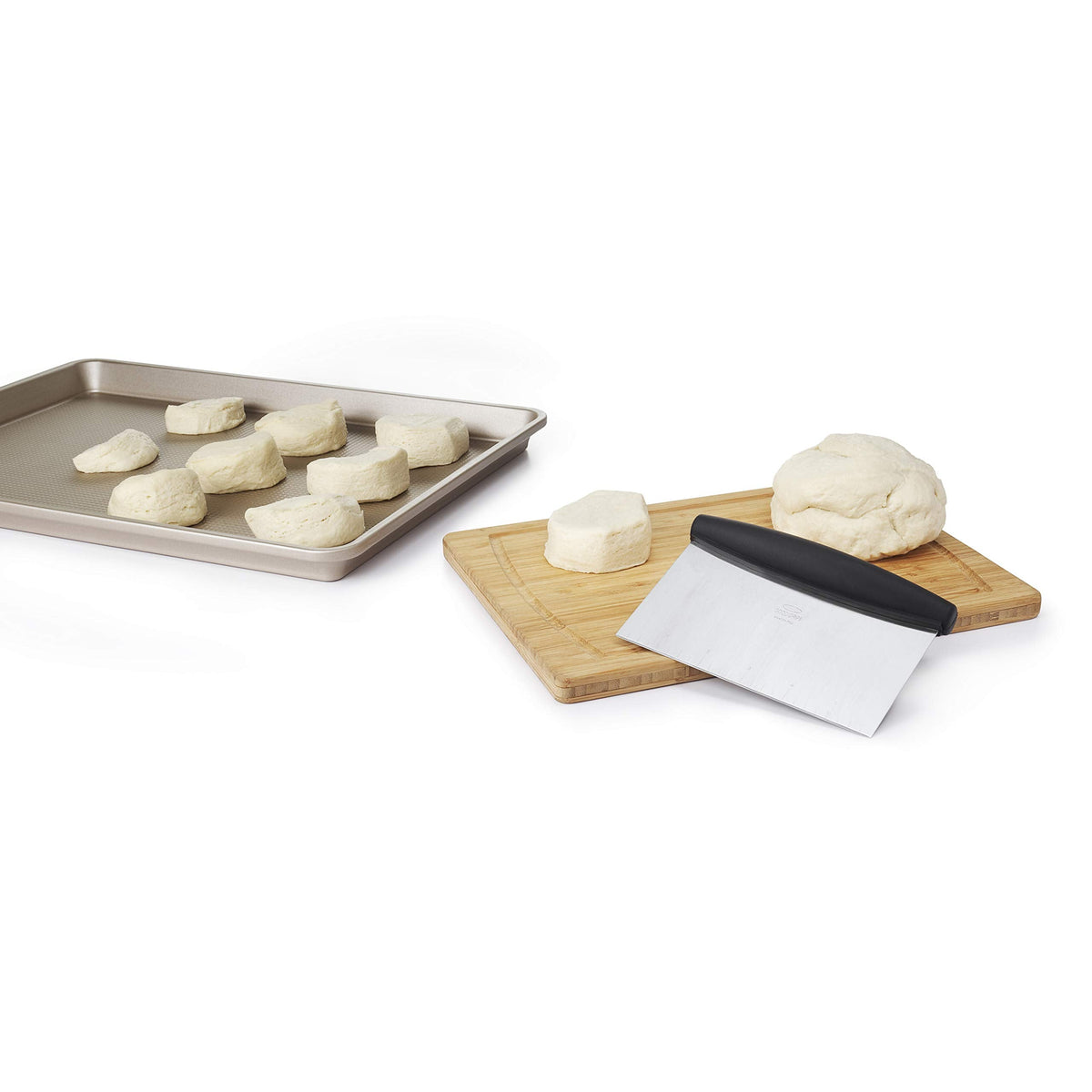 OXO Good Grips Stainless Steel Multi-Purpose Scraper & Chopper, Dough Cutter for Pizza, Bread and Cookie Dough, Multi-Purpose Vegetable Chopper, Dishwasher-Safe Kitchen Essential