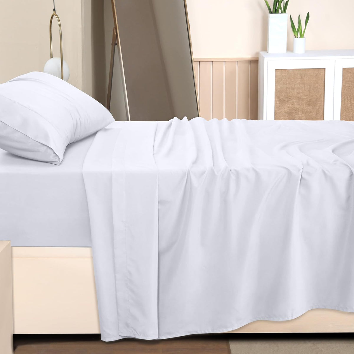 Utopia Bedding Twin Bed Sheets Set - Soft Brushed Microfiber - Fade & Shrinkage Resistant - Easy Care (White)