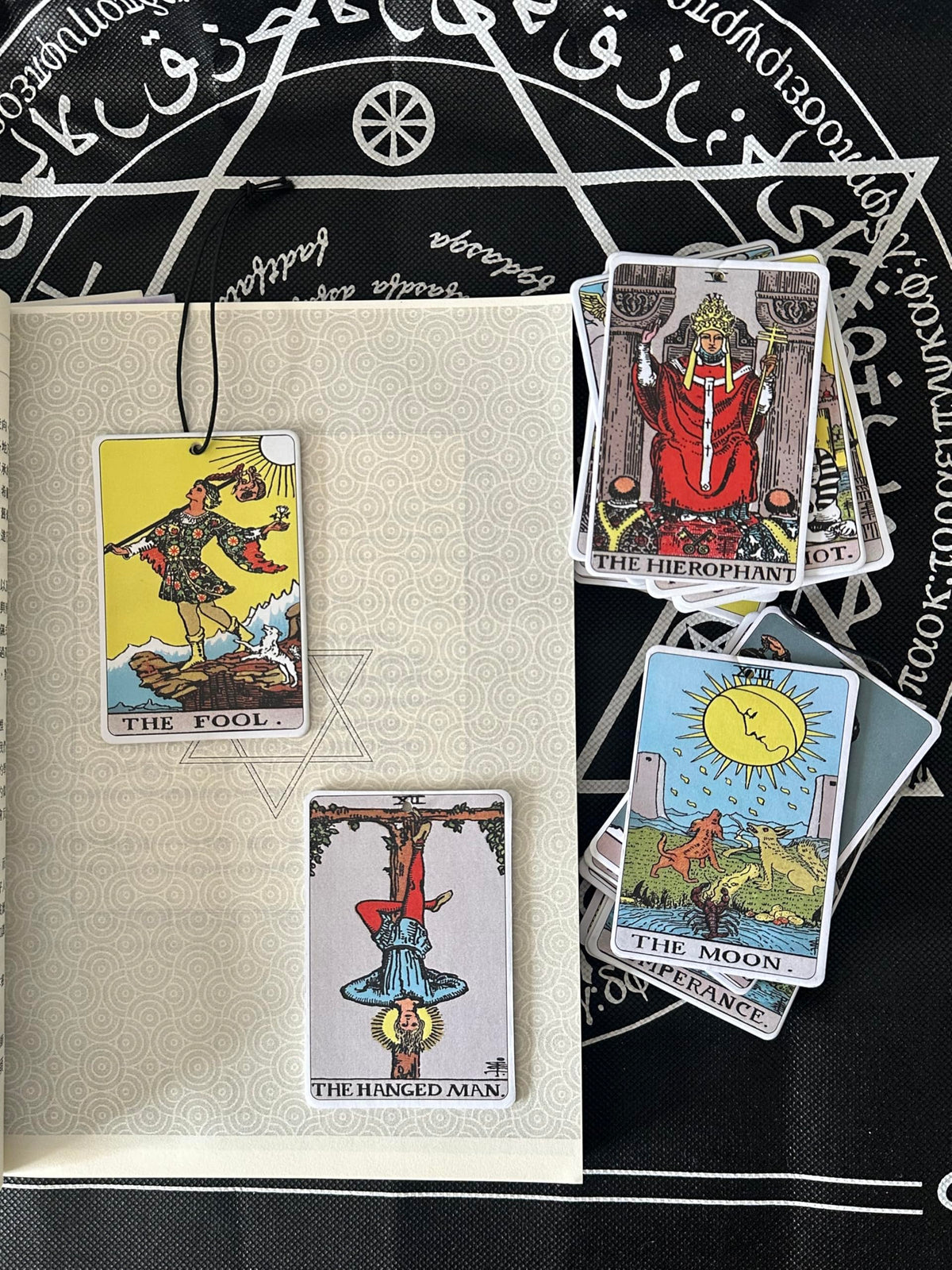 Tarot Car Fresheners, 22 Major Arcana Tarot Cards Car Air Freshener Set, Spiritual Gifts for Women, Car Accessories for Tarot Cards, Spiritual Present for Tarot Reader Birthday 3x2In