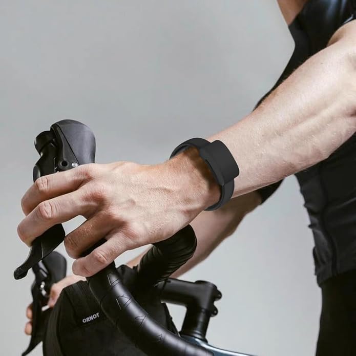 Silicone Watch Bands for WHOOP Watch 4.0, Sports Wristband Straps Compatible with the Whoop 3.0 - Easy to Use and Adjustable, Waterproof and Sweatproof