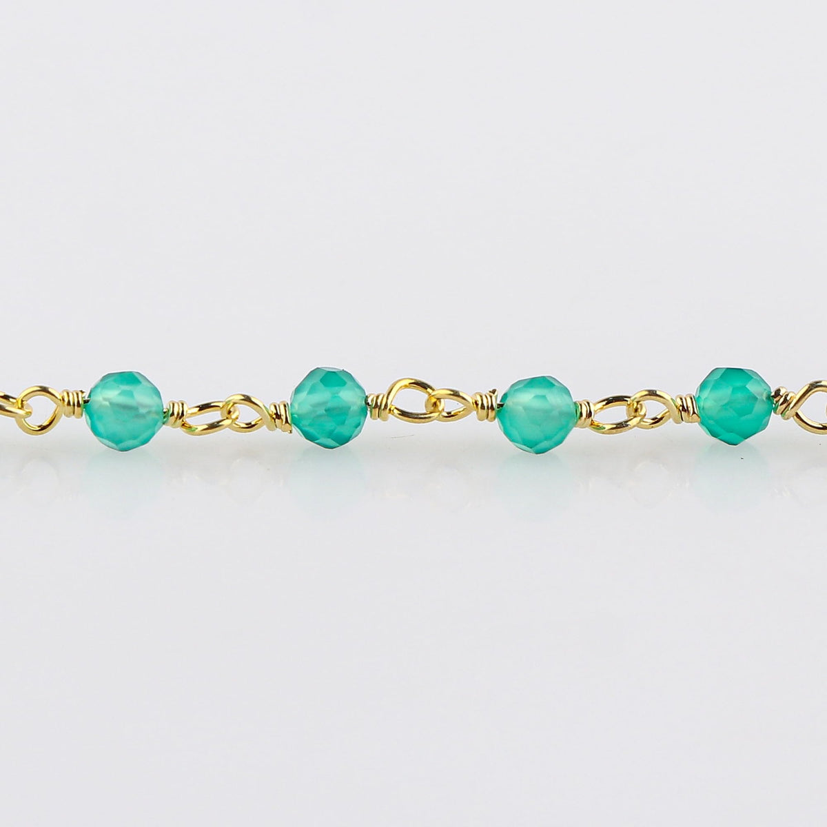 CRYSTALINES Natural Green Onyx Gemstone Cluster Bracelet, 14K Gold Plated Rosary Chain Beads, Handmade Bohemian Jewelry for Women, Healing Crystals, Birthday Christmas Gifts
