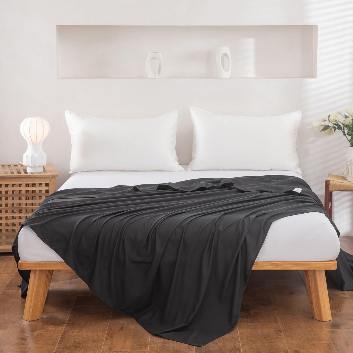 Twin Flat Sheet Only，66x96Inch Black - Ultra Soft Breathable Brushed Microfiber Top Sheet - Hotel Quality & Wrinkle-Free - Shrinkage, Fade Resistant - Easy Care Twin Sheets