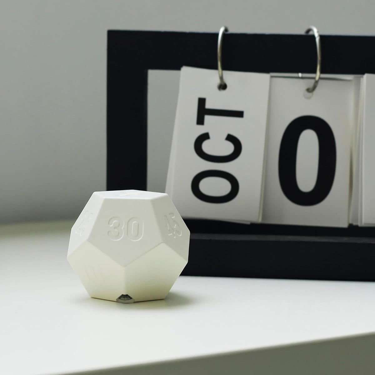 BEBESIRI Mini 12 Sided Cube Timer, 11 Preset Times Pomodoro Timer for Enhanced Productivity. Ideal for ADHD Management, Workout, Study & Kitchen Cooking. Easy to Use（White）