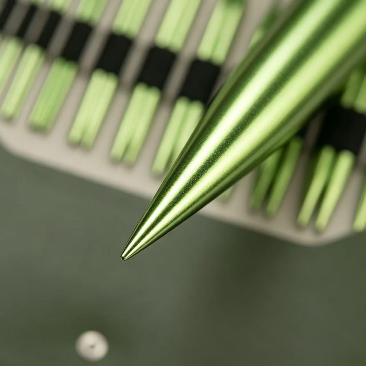 Hzkokon Knitting Needles Set Interchangeable Aluminum Circular Knitting Needles Set 13 Pairs of 4 Inch Premium Aluminum Needles & Accessories Green