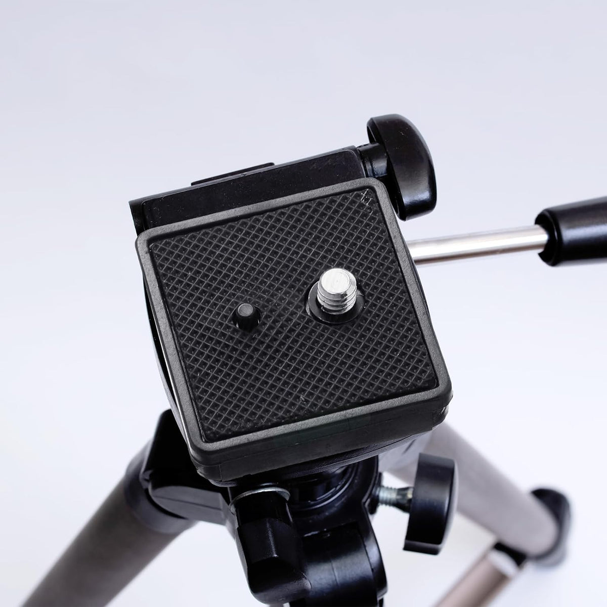 Bruislard (41x44.5x11.5mm) Tripod Quick Release Plate Camera Tripods Mount Adapter with Screws Camera Mounting Parts