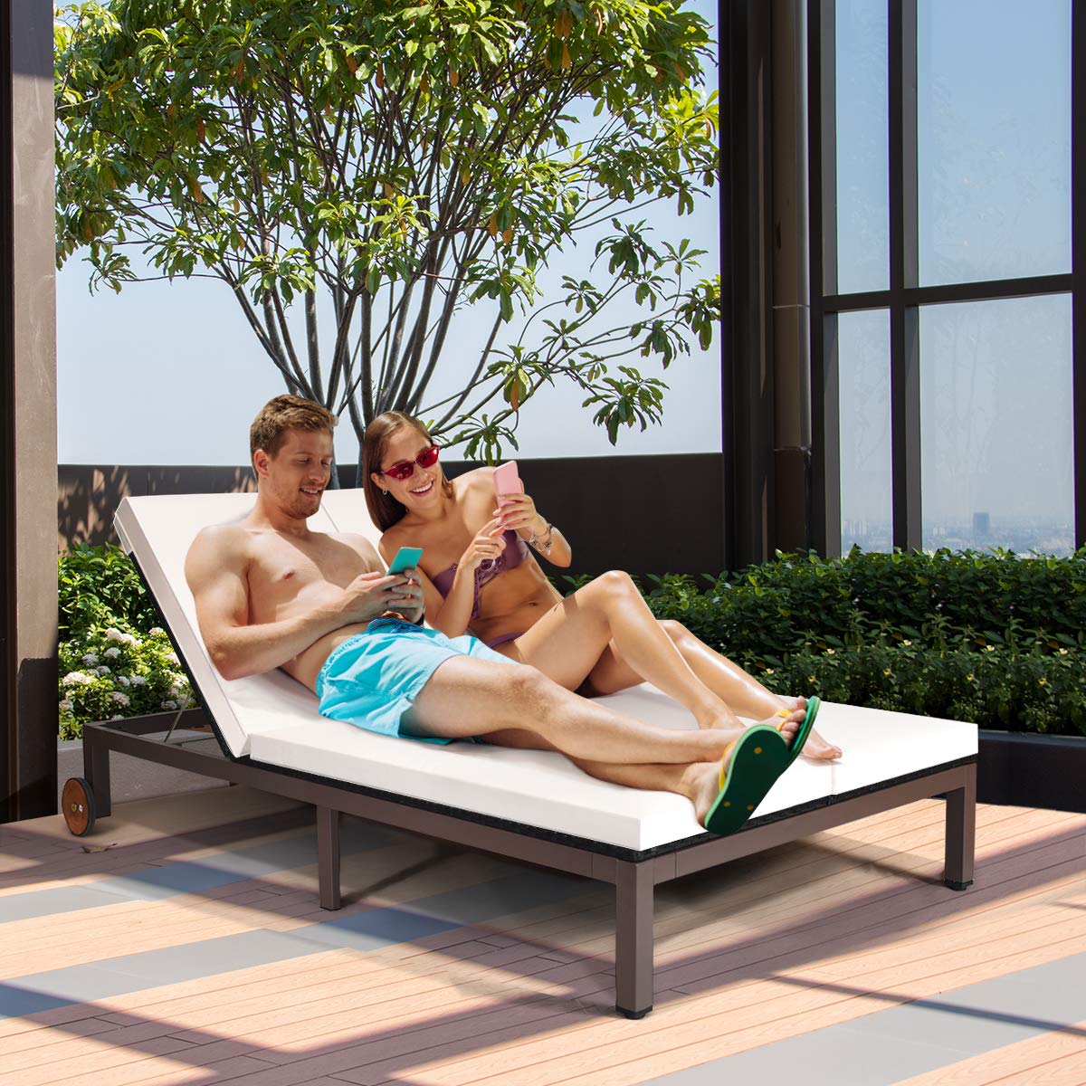 Tangkula 2-Person Patio Lounge Chair, Outdoor Rattan Double Wicker Daybed Chaise with Adjustable Backrest Wheels & Cushion, Loveseat Sofa for Garden Lawn Backyard (Cream)