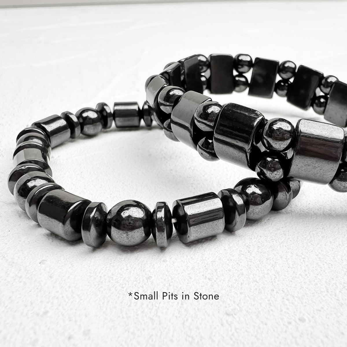 VIKI LYNN 2 Pcs Hematite Magnetic Bracelets for Women and Men Hematite Magnetic Stone Beads Adjustable Magnetic Bracelet Wristband Dainty Jewelry Gift for Mom, Dad, Wife, Friend, Couple