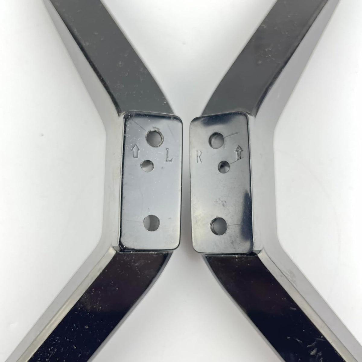 Ceybo (43UB19E04) ONA43UB19E04, Genuine TV Stand Base Legs fit for Onn Compatible with Screws Included