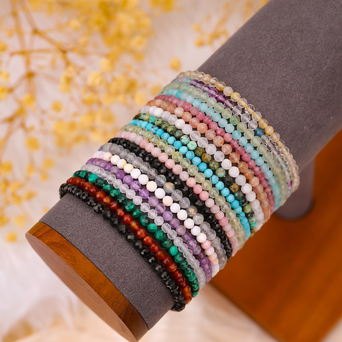 BONNY BOXX Natural Genuine Gemstone Faceted Round Beads Bracelets, 3mm Adjustable Stretchy Tiny Faceted Lapis Lazuli Bracelet, Healing Crystal Reiki Chakra Dainty Jewelry Fashion Gifts