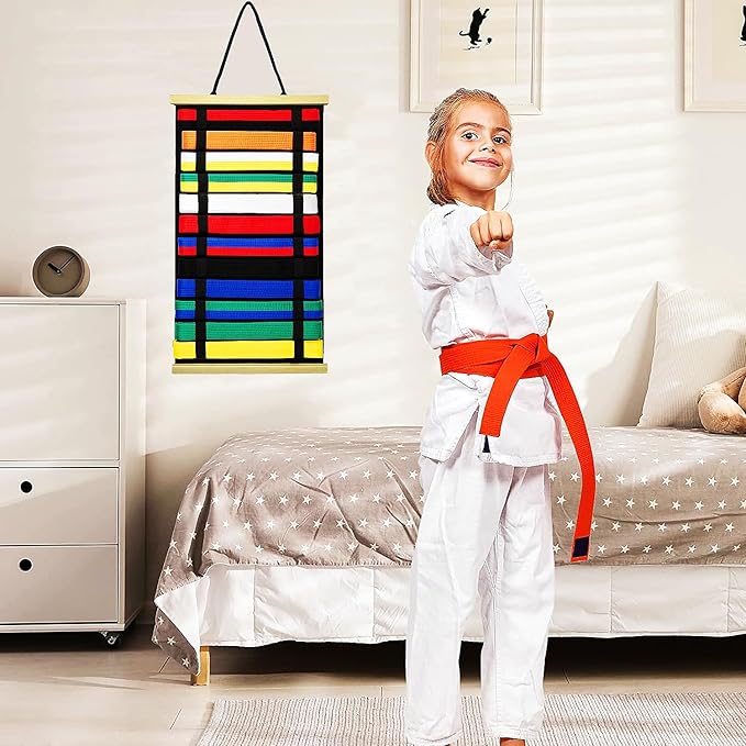 12Belts Karate Belt Display Rack with Wooden Frame,Felt Taekwondo Belt Display,Martial Art Belt Display Holder for Martial Art Learner,Easy to Use（Fashion）