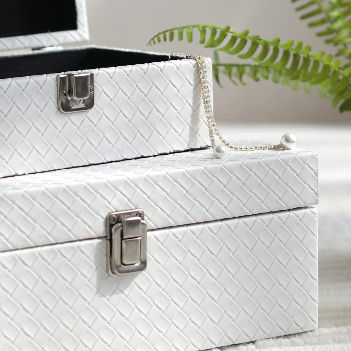DECOR4SEASON Faux Leather Decorative Jewelry Storage Organizer Boxes Set of 2, White