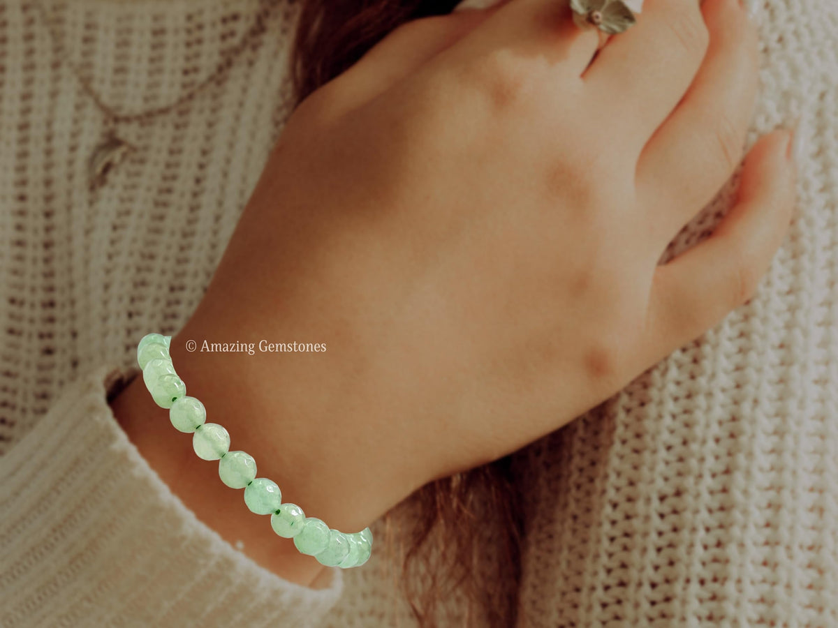 Amazing Gemstone Green Aventurine Bracelet for Women - Chakra Mens Bracelet Protection Crystals and Healing Stones - Blessing Bracelet Spiritual Meditation Gift Christmas Stocking