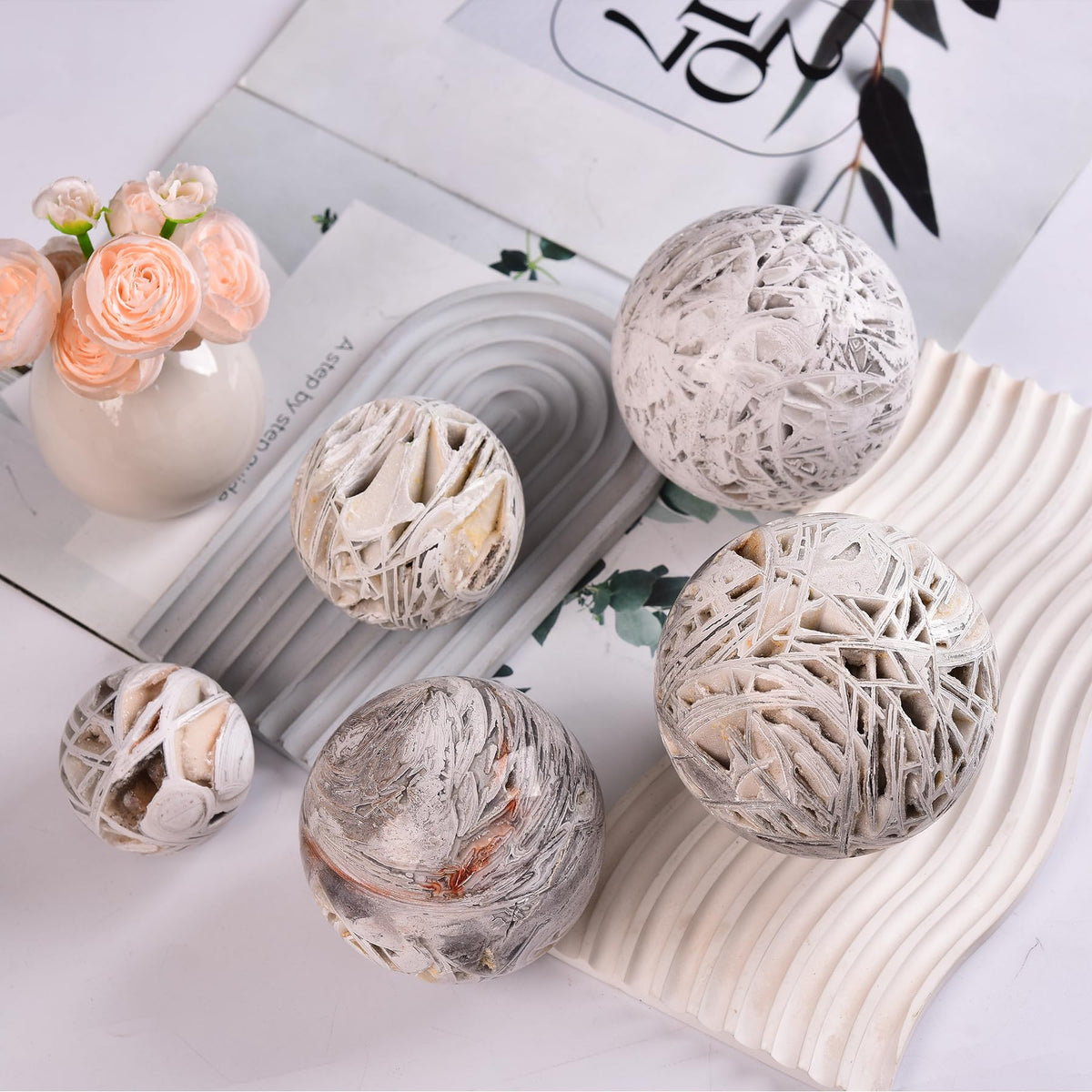 JIC Gem Natural Mexican White Agate Crystal Sphere with Wooden Stand Decorative Crystal Ball White Gemstone Sphere for Meditation,Feng Shui,Witch-Style Decor,Table 70-80mm