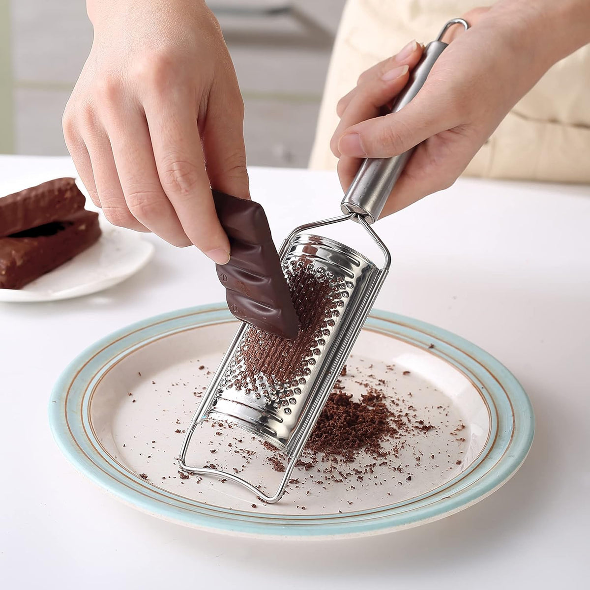 Tongjude Stainless Steel Cheese Grater Set - 5-Piece Kitchen Grater, Peeler, Slicer & Zester with Cleaning Brush