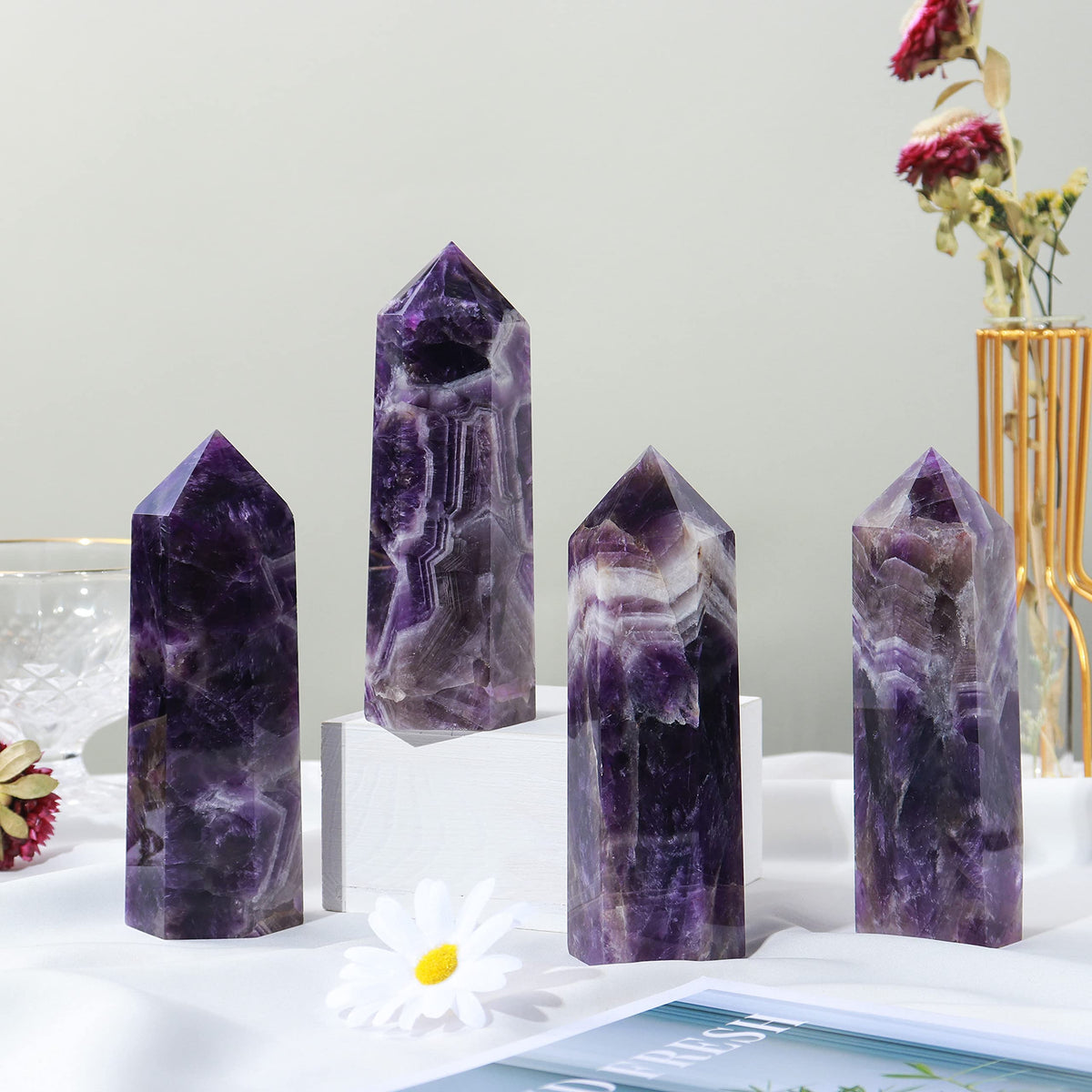 Runyangshi Dream Amethyst Wand 4.72"-5" Crystals Tower 6 Faceted Single Point Crystal Healing Crystal for Meditation Reiki Home Decor Gift