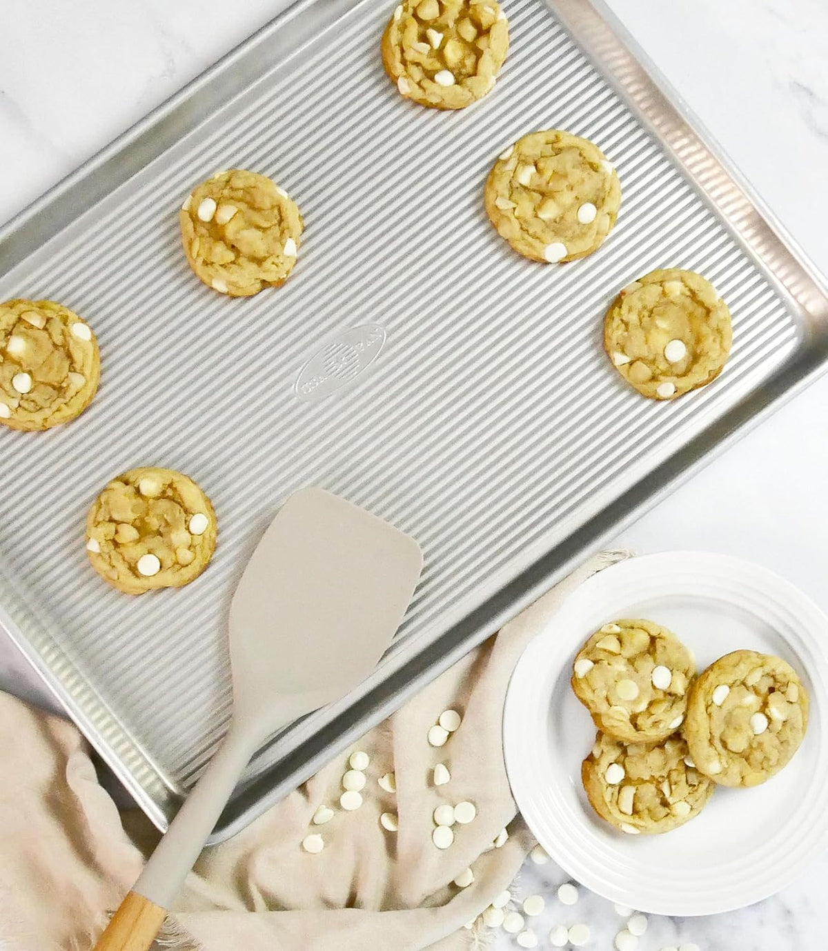 USA Pan | Global Nonstick Aluminum Half Sheet Pan - Durable & Versatile Baking Essential
