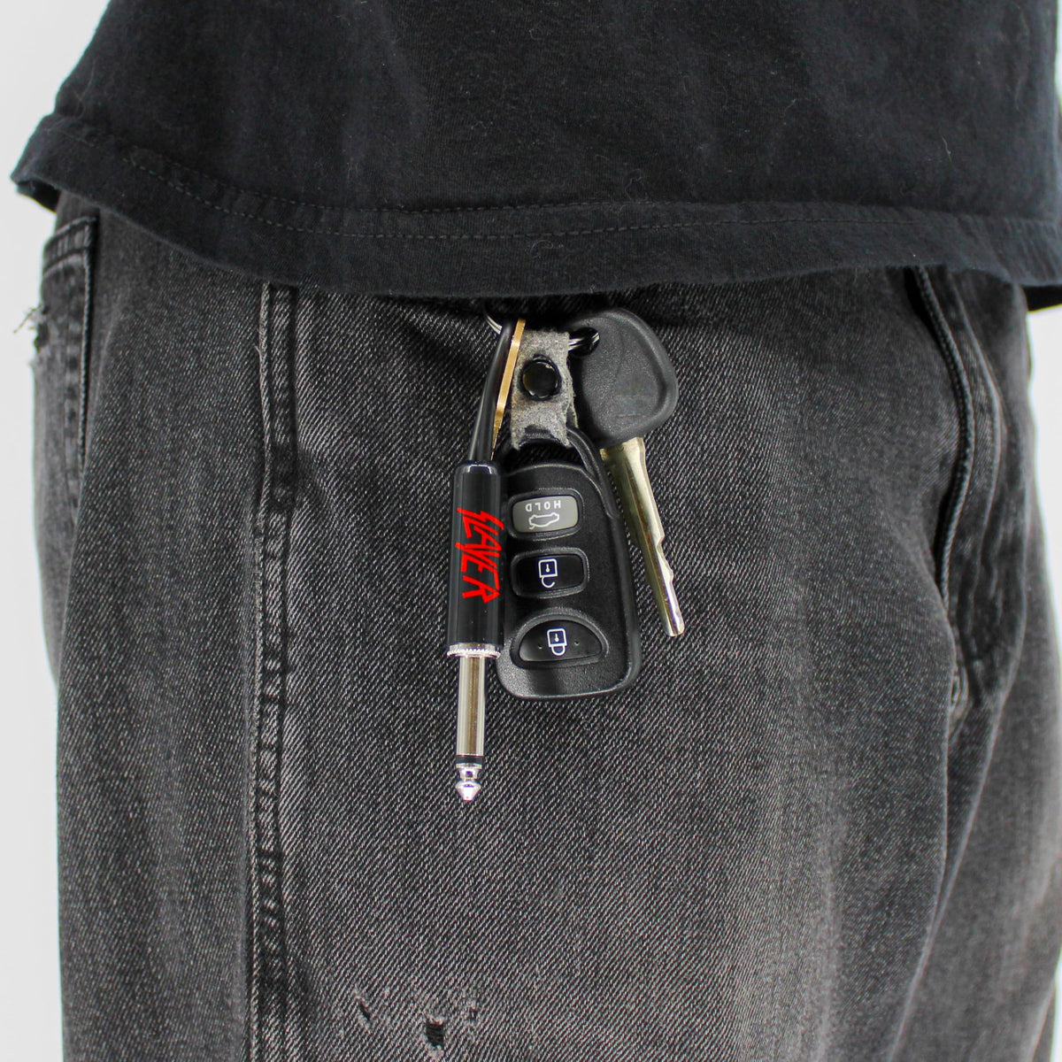 P Pluginz Jack Rack Wall mounting Key Hanger. Includes 4 Guitar Plug Keychains and Wall mounting Hardware. (Slayer)