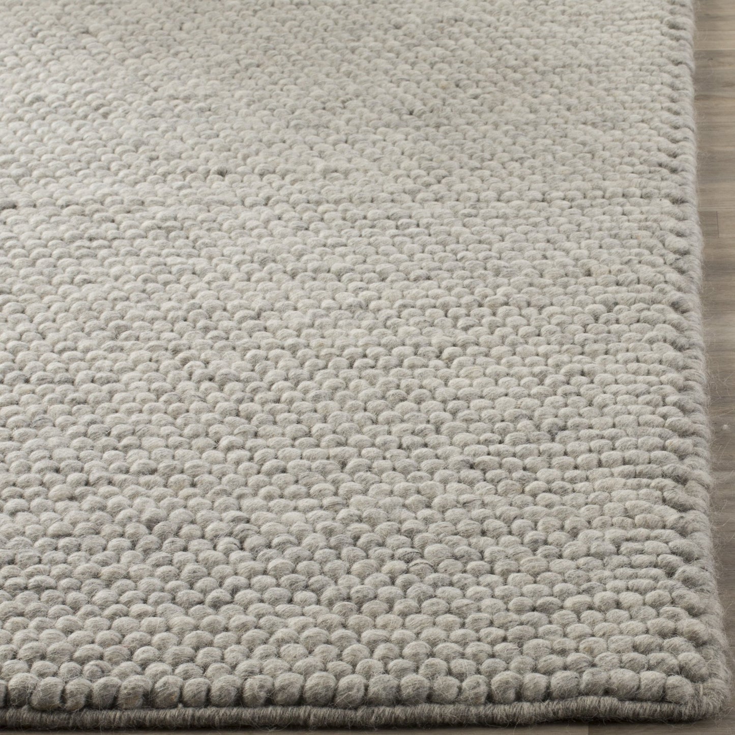 SAFAVIEH Area Rug 6x9 - Natura Collection - Silver, Handmade Wool Blend, Textured Design, Ideal for Living Room, Bedroom, Dining Space (NAT620C)